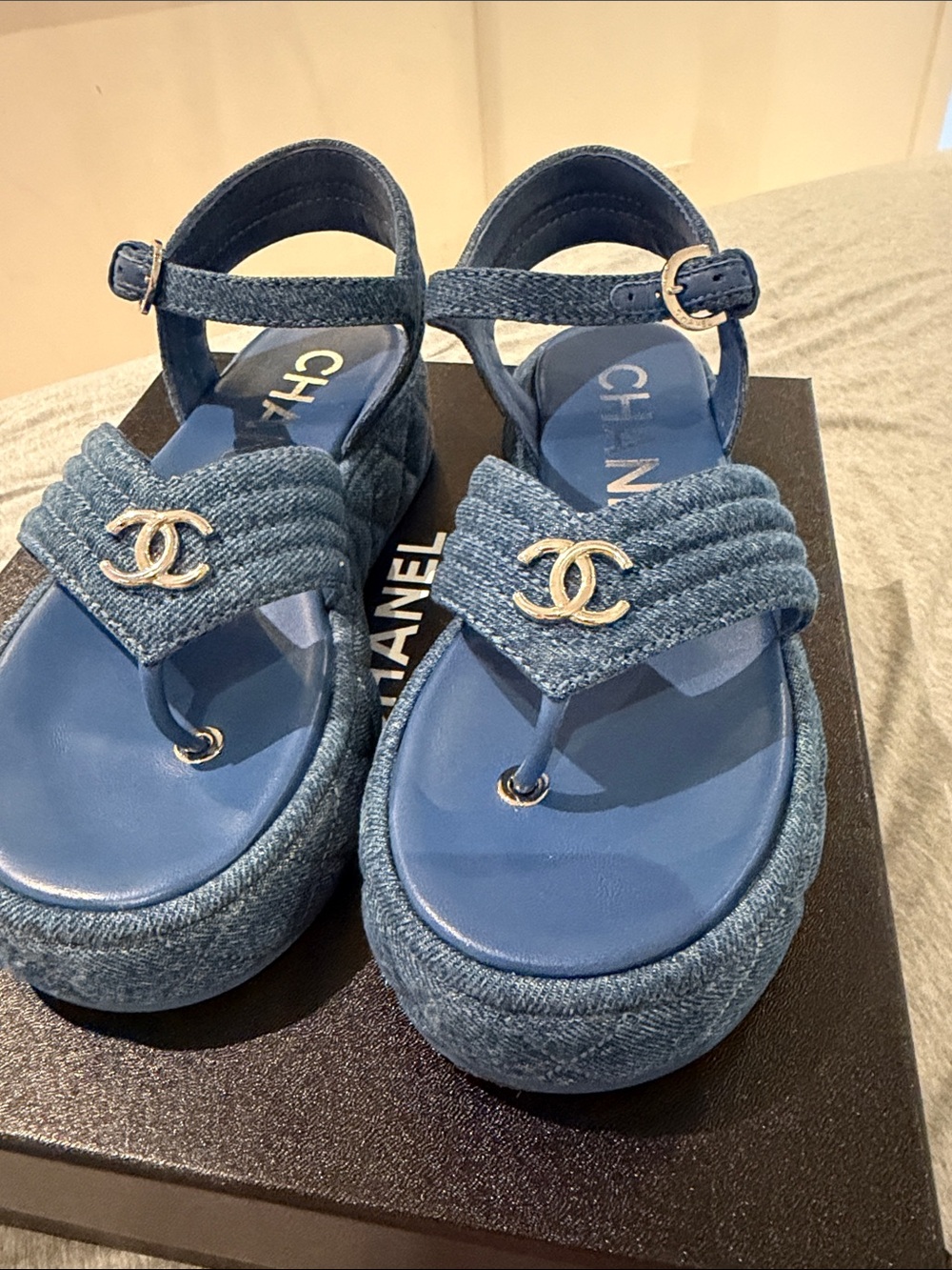 CHANEL 25C Blue Denim Platform Sandals with CC Logo